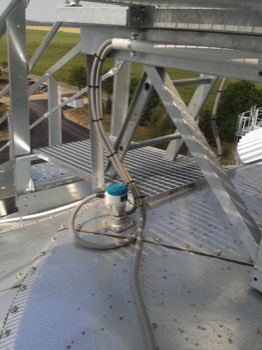 Level meter on grain silo